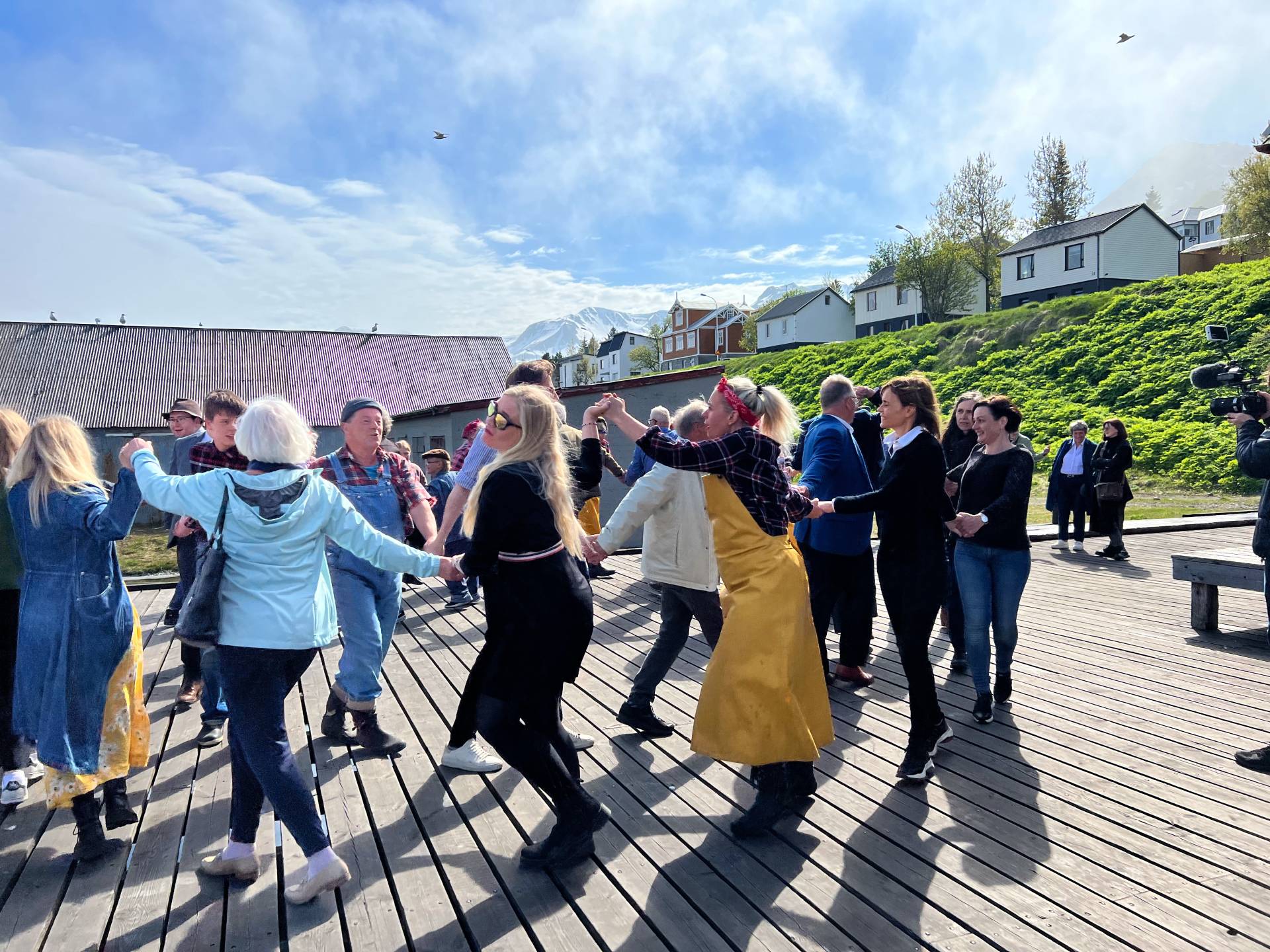 Det ble danset på brygga Det ble danset på brygga