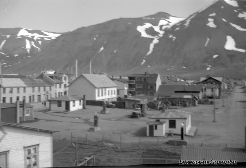 Gamla bílastöðin á Siglufirði