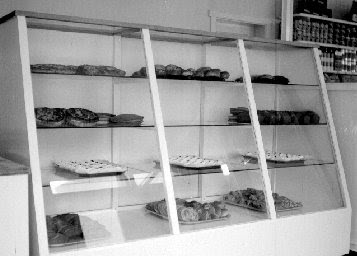 Kökuskápurinn í Kaupfélagsbakaríinu við Hvanneyrarbraut