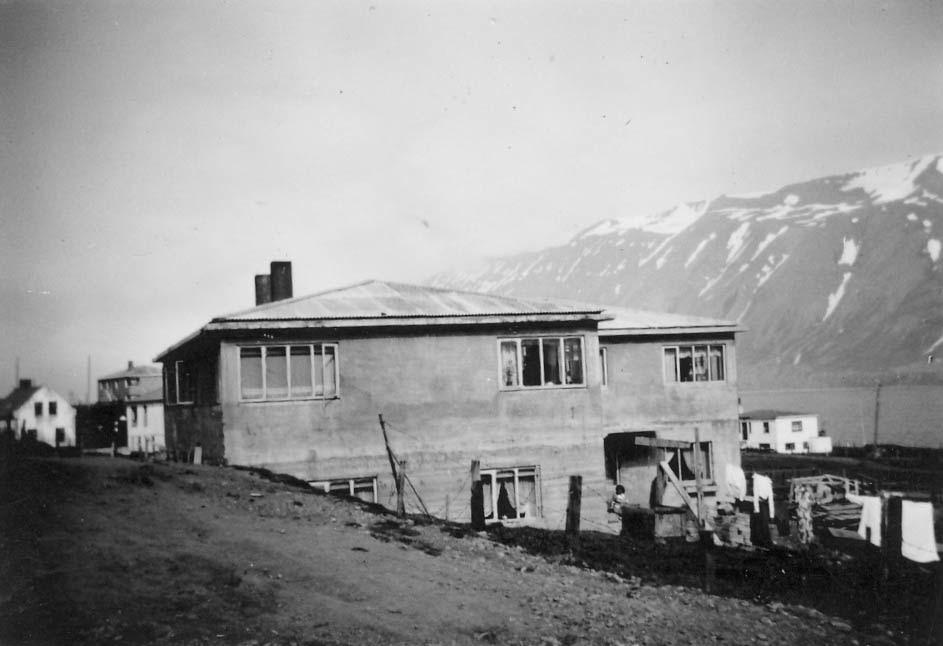 Hlíðarvegur 44 nýbyggt hús 